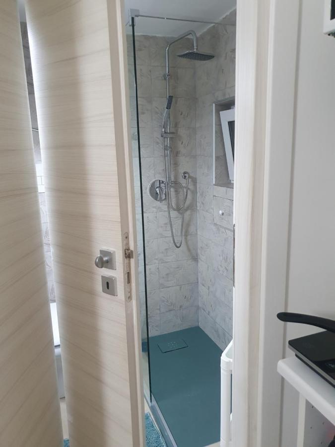 Il Re Dei Sogni Apartment Salerno Bagian luar foto