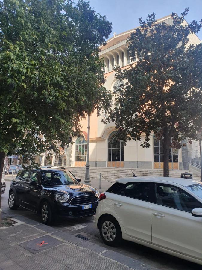 Il Re Dei Sogni Apartment Salerno Bagian luar foto